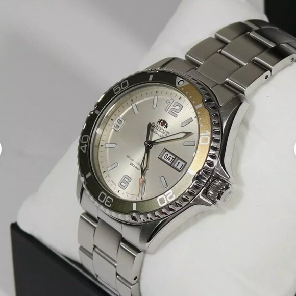 Orient Silver Dial Men's Automatic Watch - Picture 3 of 5
